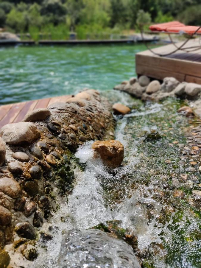 L'Etang Des Cigales Διαμέρισμα Uchaux Εξωτερικό φωτογραφία